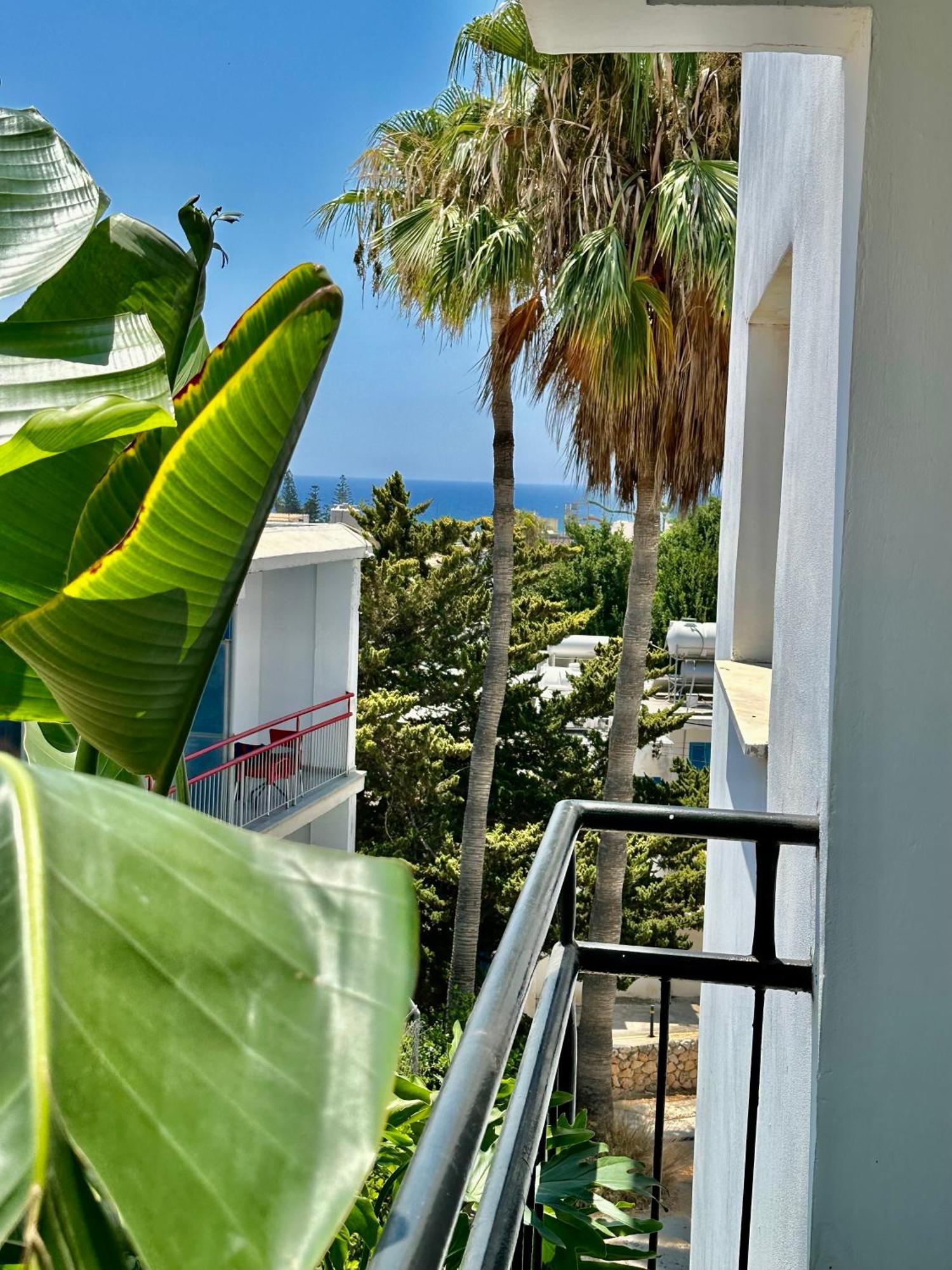 Flat In The Heart Of Ayia Napa/Центр Айя Напы Apartment Exterior photo